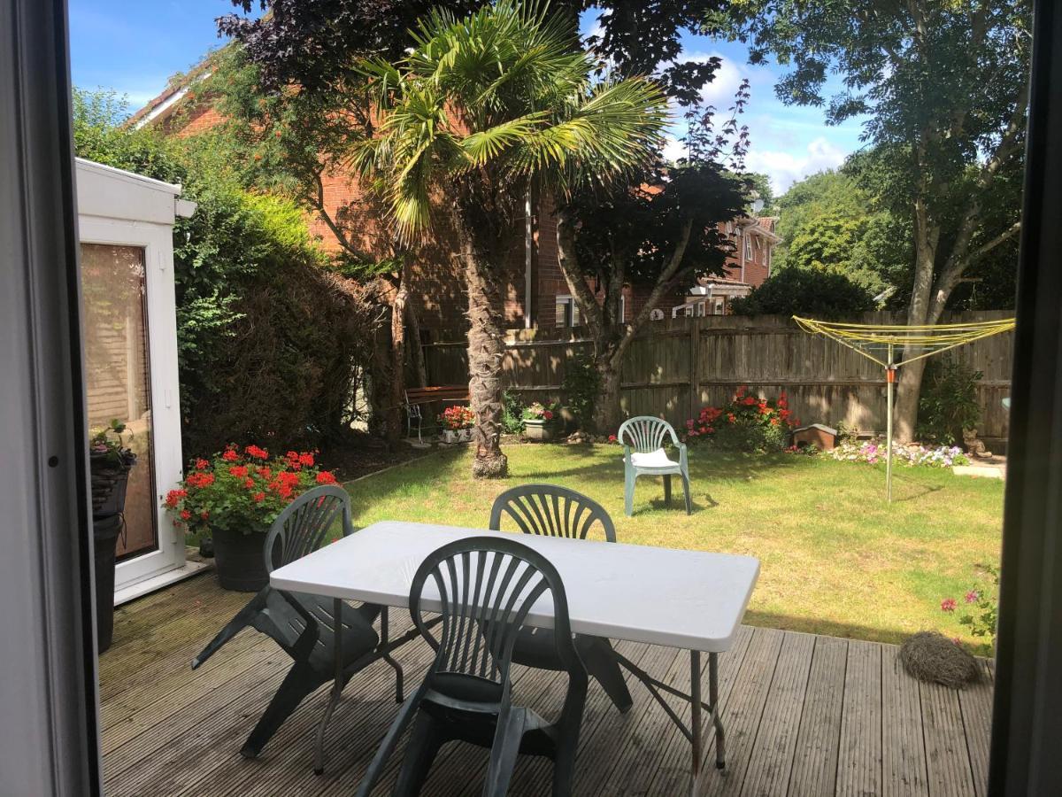 Mudeford Swans Apartamento Christchurch  Exterior foto